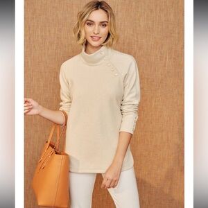 J. McLauglin Marisa Fleece Top Oatmeal/Cream Size Small Women's Button‎ Accent